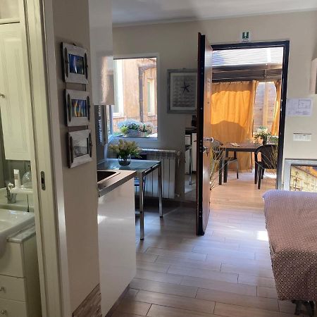 Condotti Apartment Rome Luaran gambar